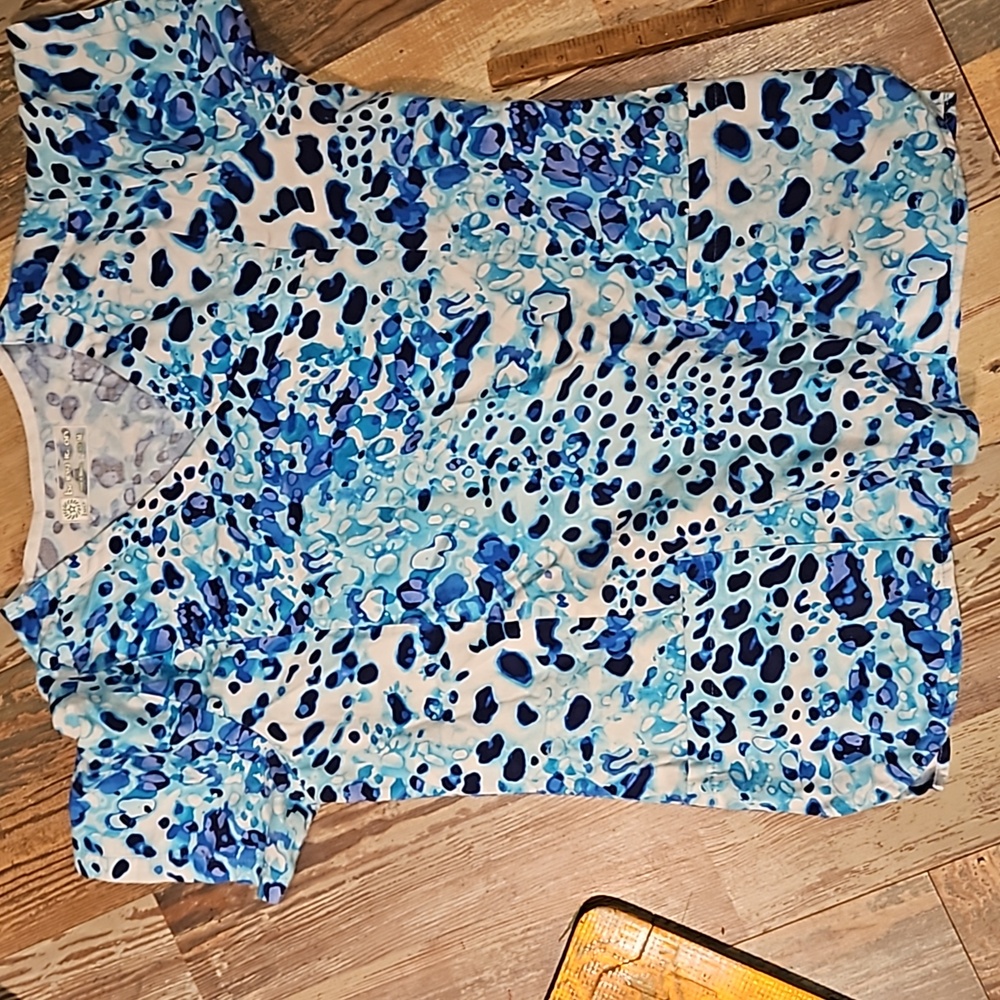 BIO scrub top